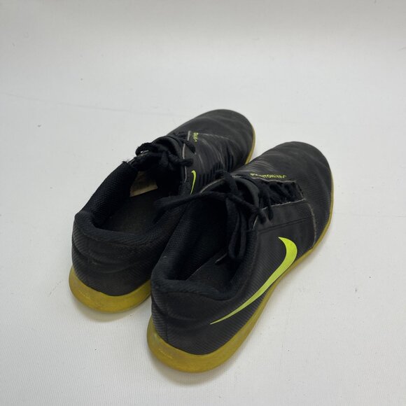 Nike Jr Phantom Venom Club IC indoor soccer shoes black/volt AO0399 007 Size 2Y - Picture 2 of 13